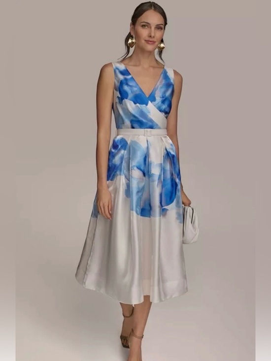 Donna Karan Dresses & Skirts - Donna Karan Blue and White Watercolor V-Neck Satin Dress SIZE 4
